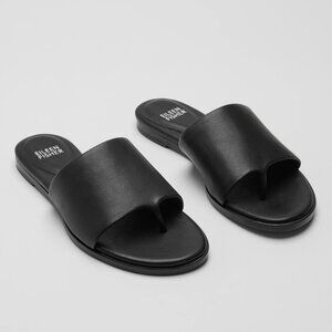 Eileen Fisher Black Leather Sandals